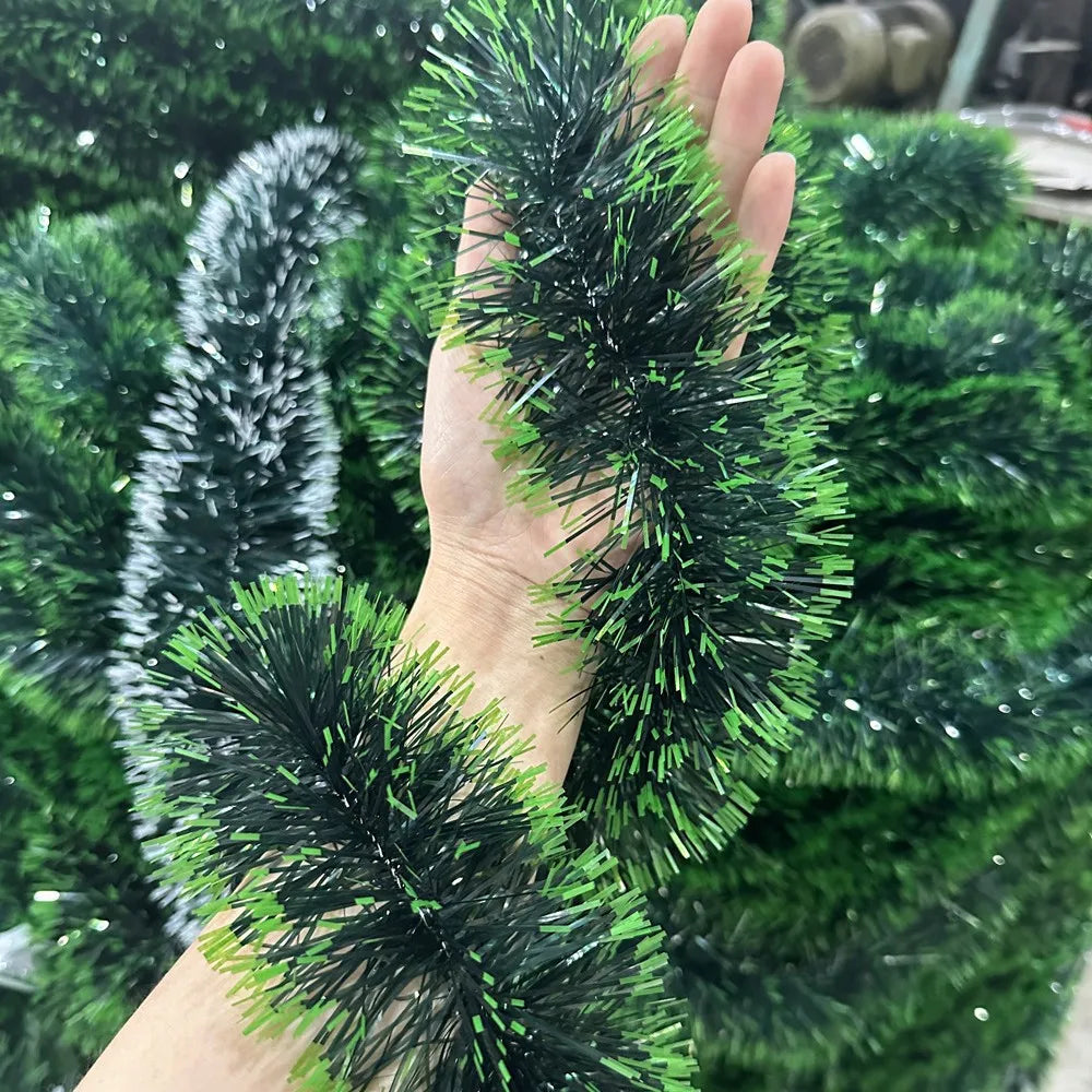 Christmas Tree Decorations Christmas Tinsel Garland Metallic Shiny Garland for Christmas Home and Living Room Decoration